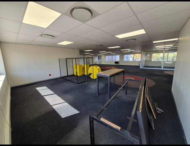 559M² OFFICE TO LET IN WOODMEAD
